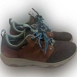 Teva Women's Arrowood Venture Hiking Shoes - Size 9.5
